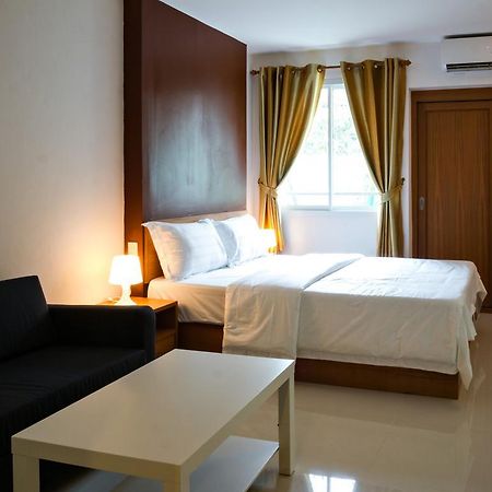 Nrv Place Apart Hotel Bangkok Buitenkant foto