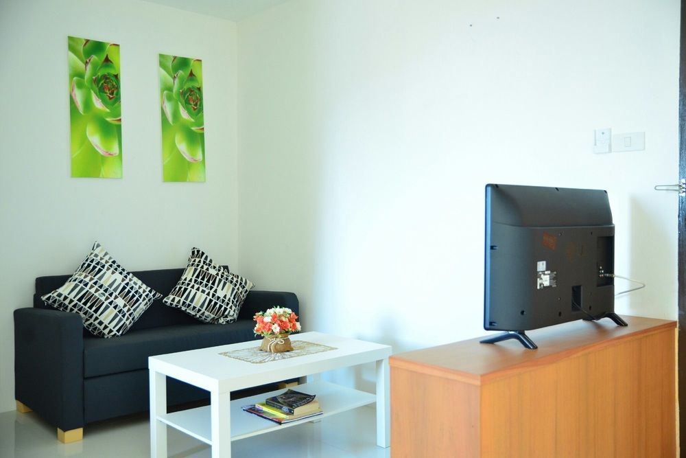 Nrv Place Apart Hotel Bangkok Buitenkant foto